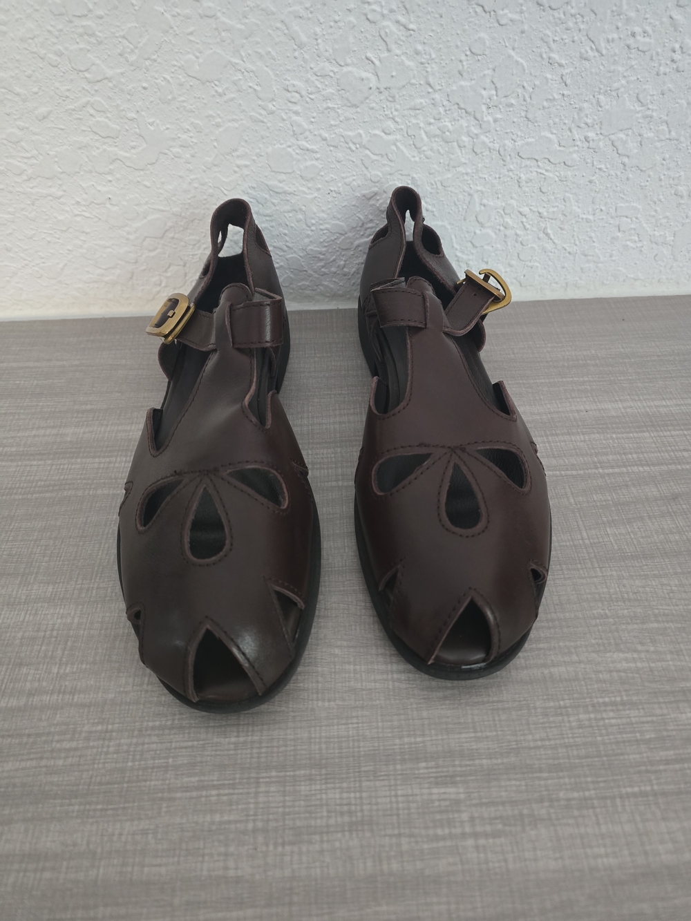 New Vintage Leather Fisherman Sandals Brown Caged Cutout T-Strap Buckle Shoes 40